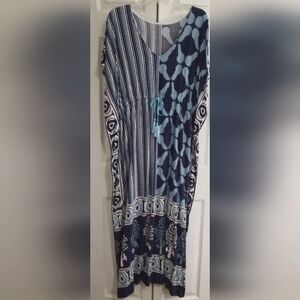 WOMEN'S LONG CAFTAN IN BEAUTIFUL SHADES OF BLUE/WHITE-FITS M/L-NWOT